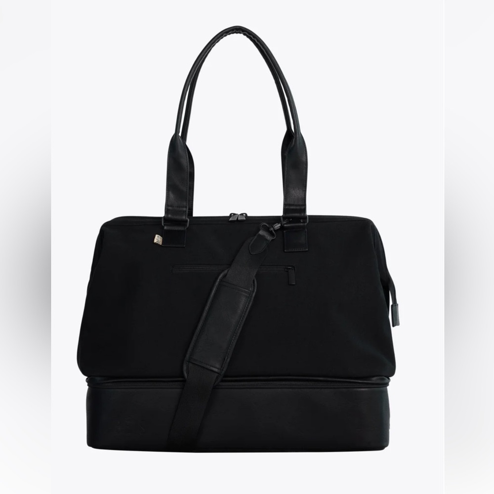 Beis Black Weekender